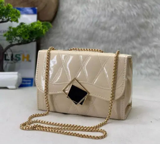 Chic Off-White Side Purse