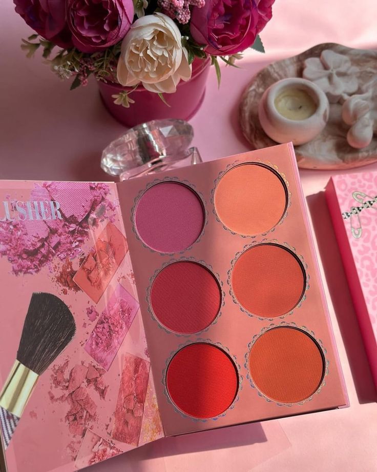 Eye Shadow & Highlighter Makeup Book Palette