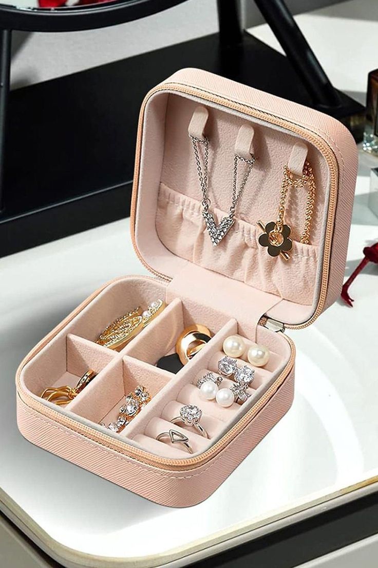 Luxury Portable Jewelry Storage Box