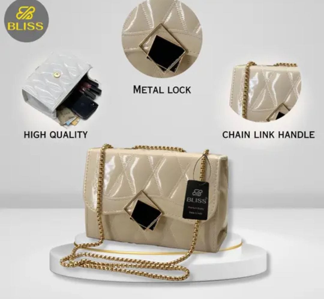 Chic Off-White Side Purse